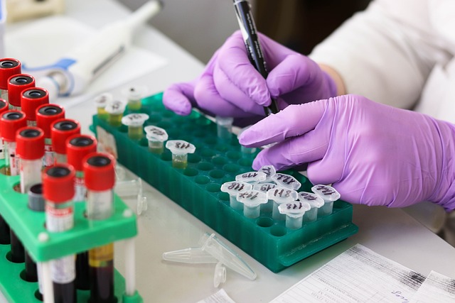 laboratory-3827745_640